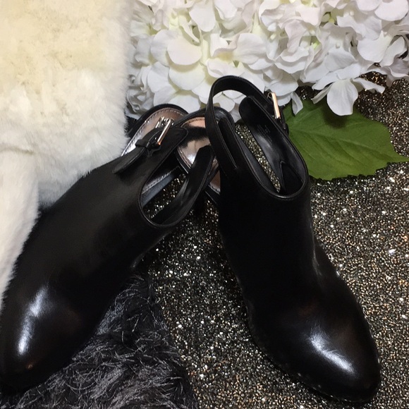 Lauren Ralph Lauren Black Leather Booties - Picture 1 of 8